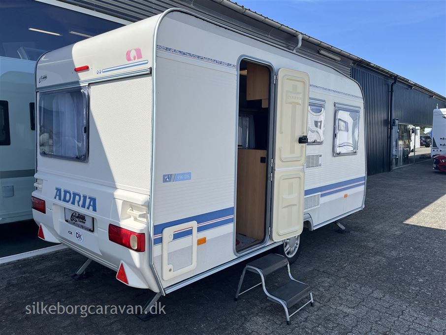 Adria Unica A 390 DS